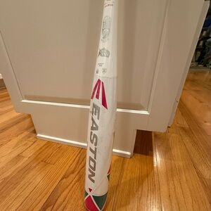 FAST PITCH SOFTBALL EASTON TOPAZ BAT 28 INCH 18 OZ -10  2 .25" Diameter New